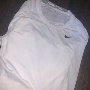 Nike pro long sleeve compression long sleeve🤩🤩